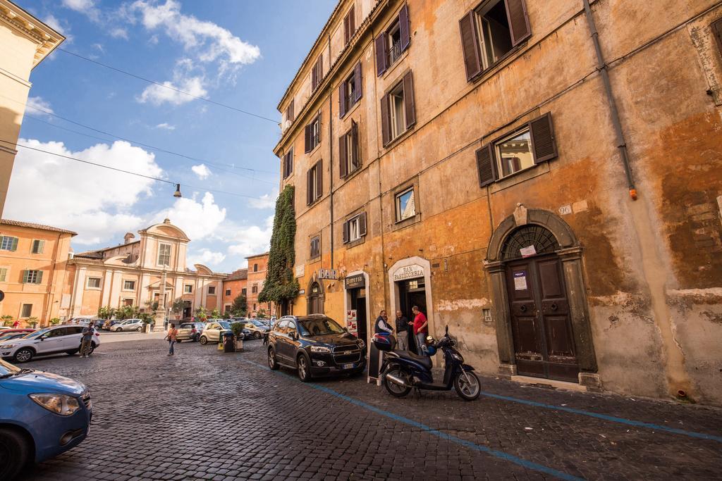 Trastevere Miracle Suite Rome Room photo